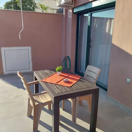 Atspas Apartamento Skála Marión